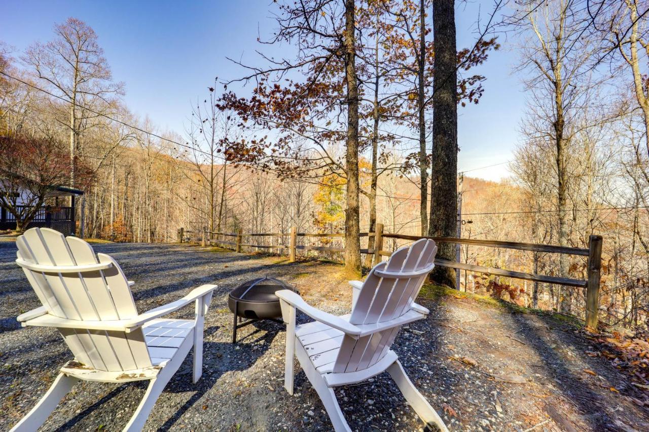 Pet-Friendly Spruce Pine Cabin With Private Fire Pit Exterior foto